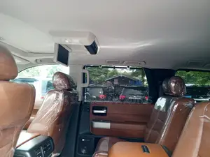 Toyota Sequoia 2010 Silver