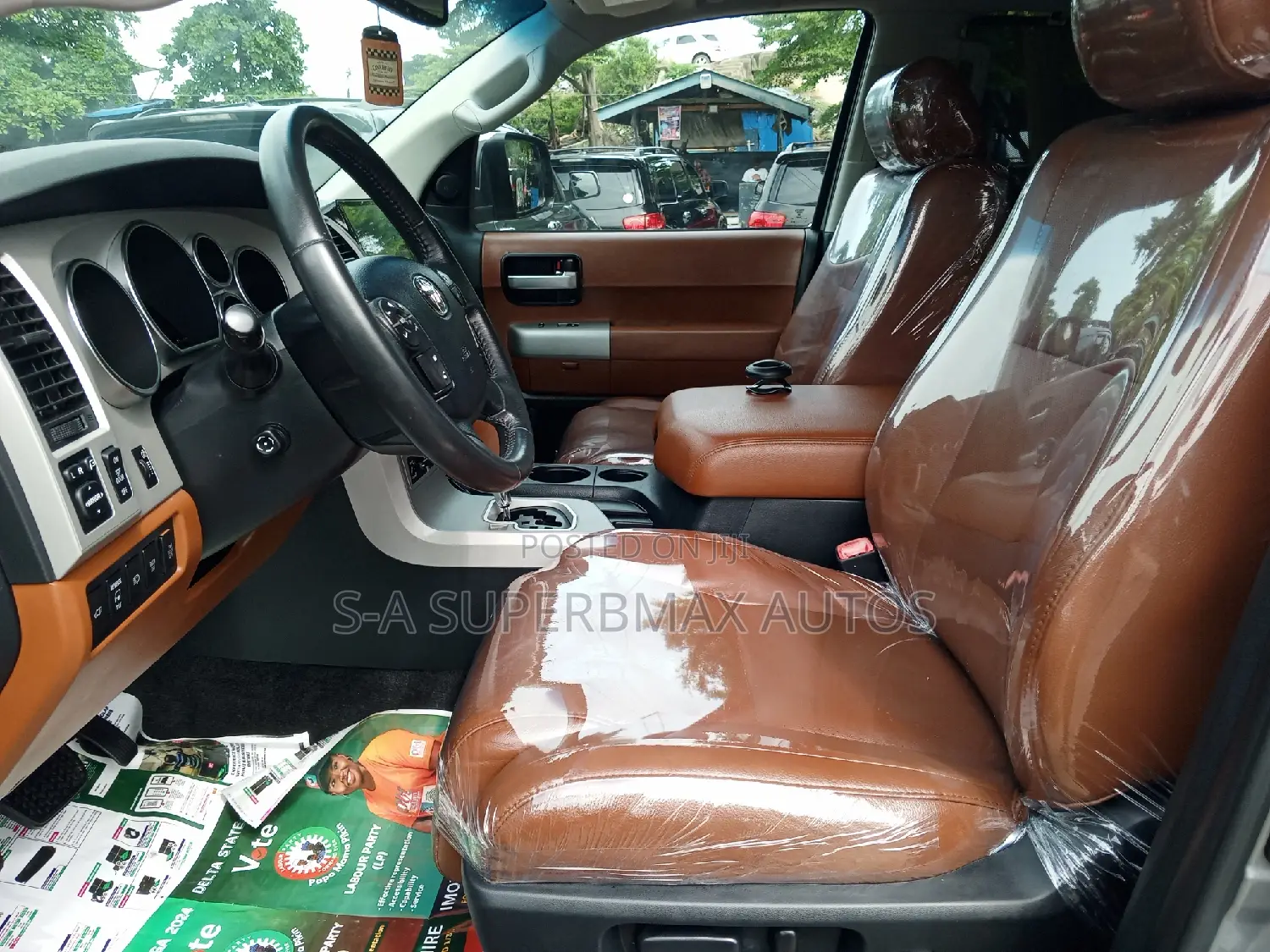 Toyota Sequoia 2010 Silver