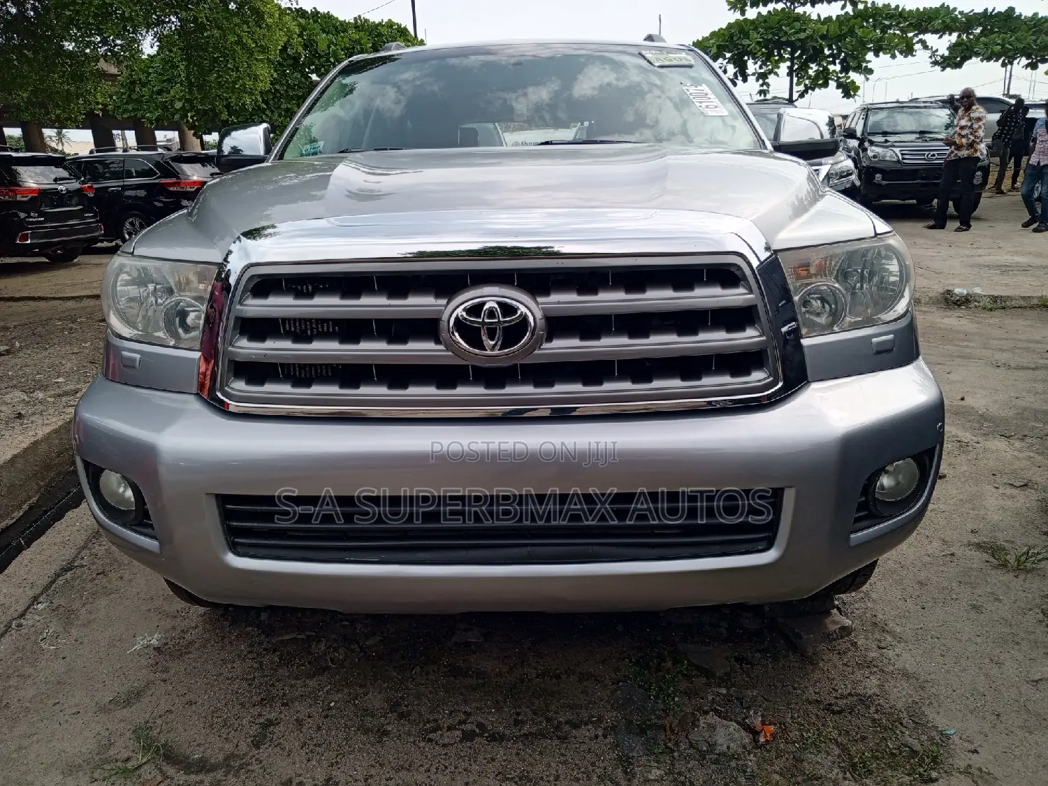 Toyota Sequoia 2010 Silver