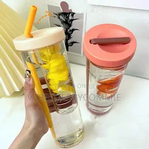 700ml Plastic Water Bottle/Fruit Infuser With Straw