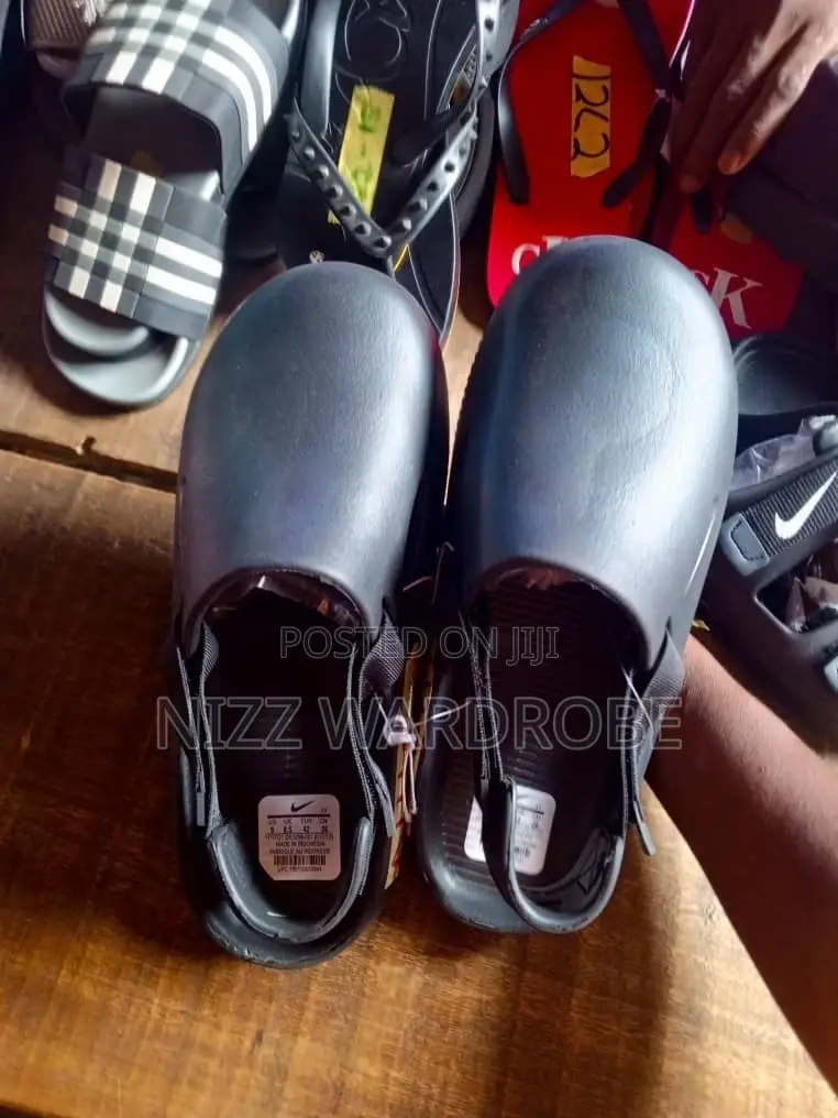 Nike Black Mule Sandals