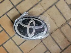 Logo Toyota Prado