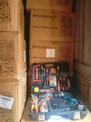 Set of Tools With Cordless Drilling Machine
