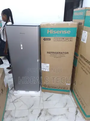 Top Freezer Hisense Refrigerator 176L