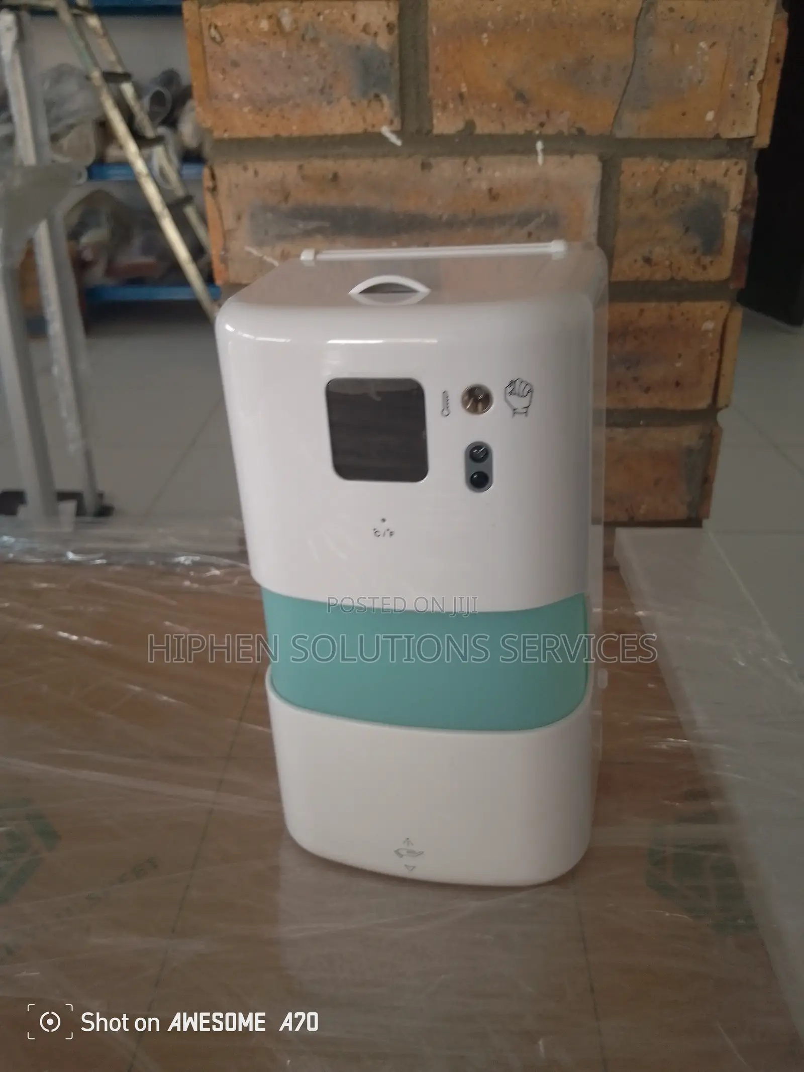 Authomatic Soap Dispenser With Thermometer