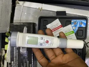 PH and Temperature Meter