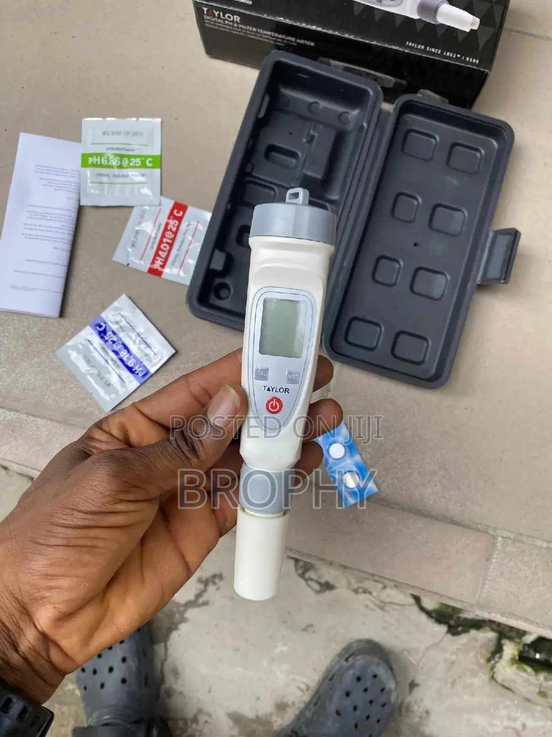 PH and Temperature Meter