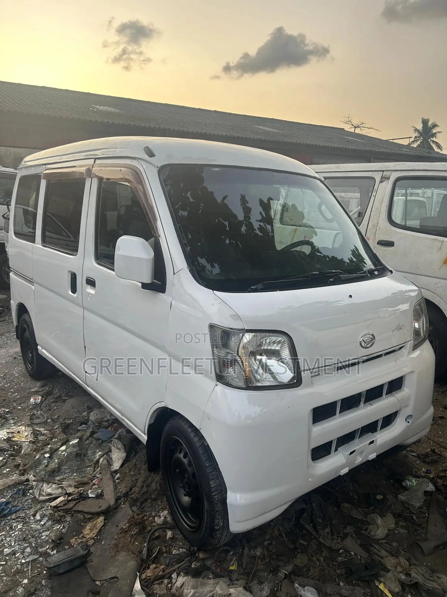 Daihatsu Hijet 2012 White