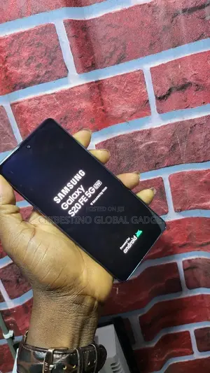 Samsung Galaxy S20 FE 128 GB Blue