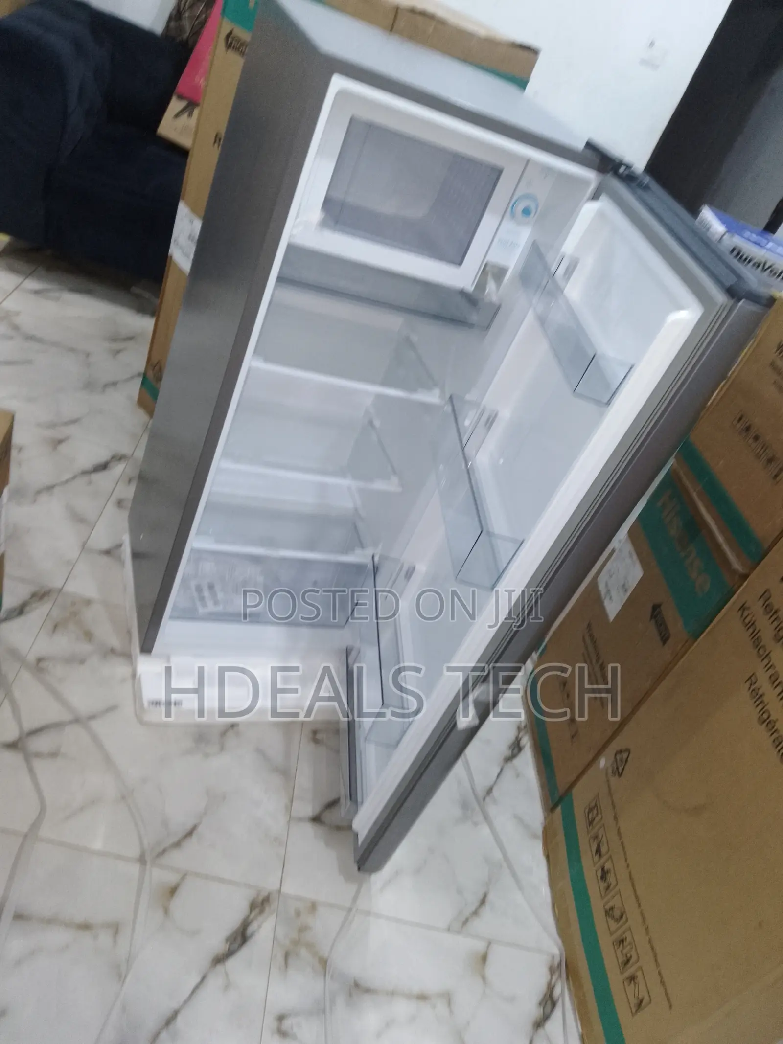 Rapid Freezing Refrigerator 176 Litres > HISENSE