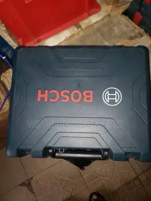 18 Volts Bosch Cordless Screw Machine