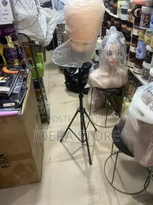 Small Tripod Stand+Mannequin Head