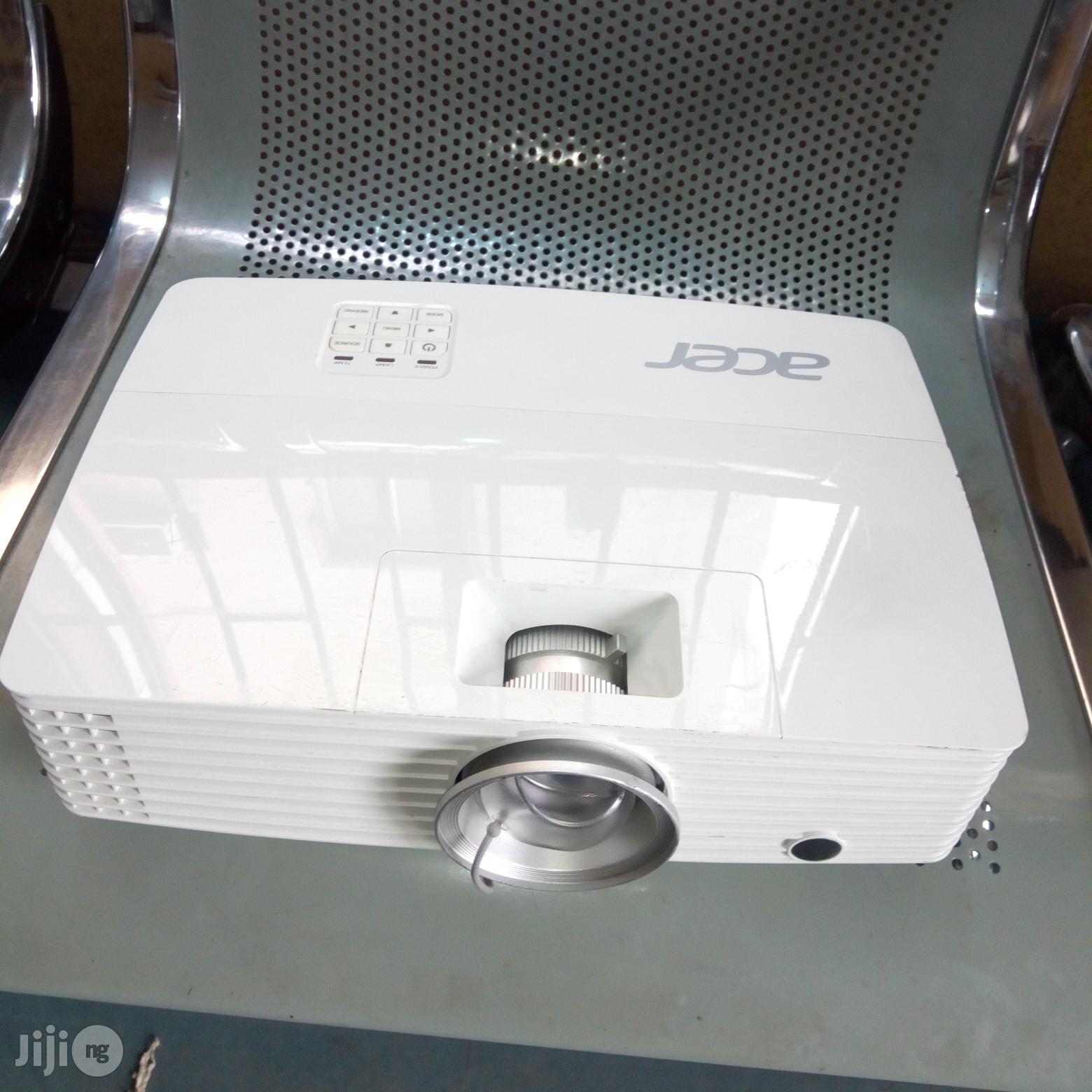 Acer Projector for Sale