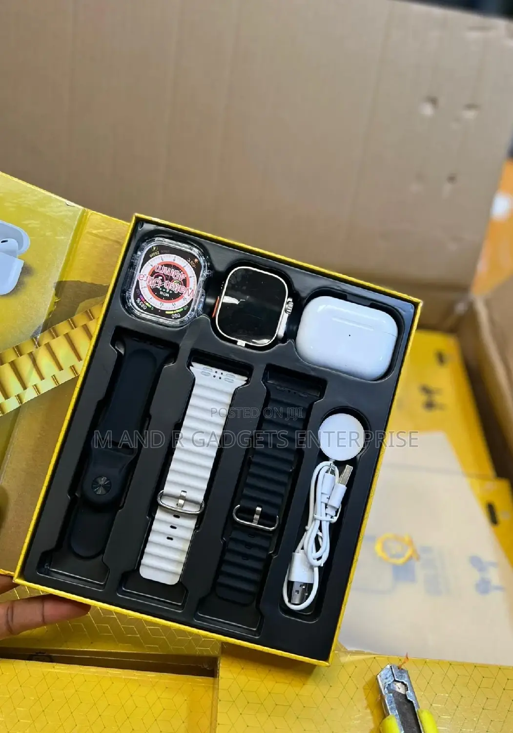 Golden Smartwatch