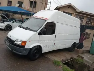 Ford Transit 2002 White