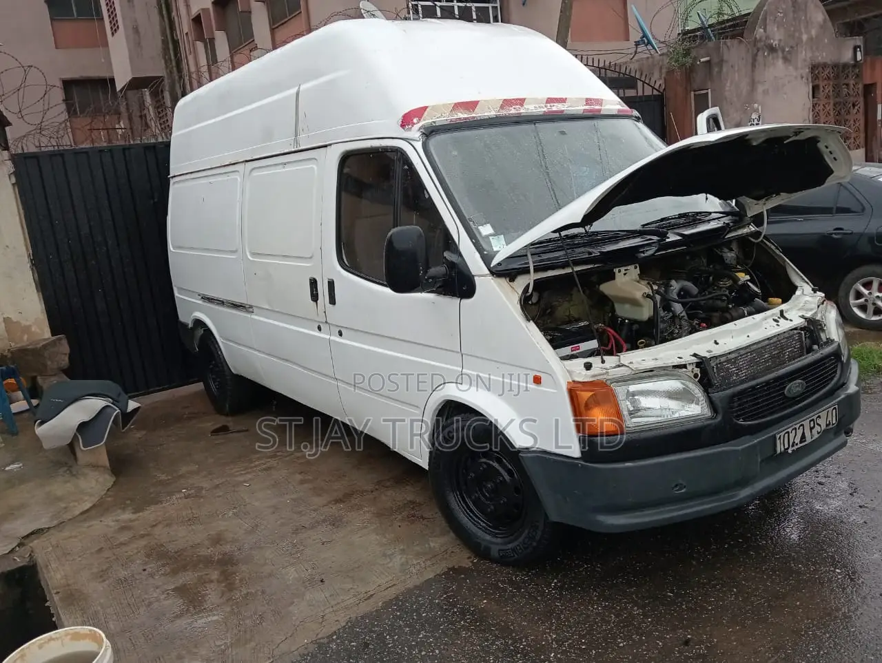 Ford Transit 2002 White