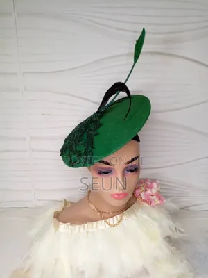 Classy Fascinator