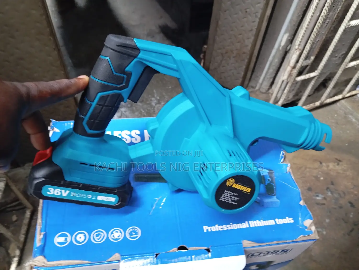 Cordless Air Blower Machine