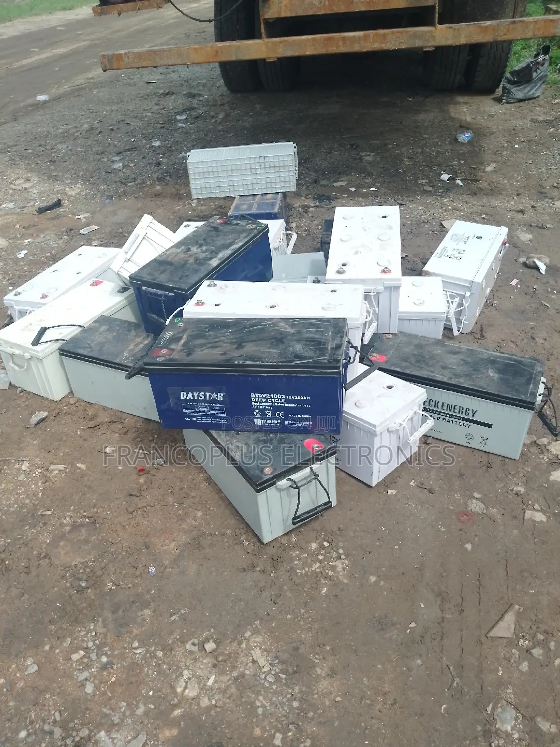 Weak/Dead and Old Inverter Batteries Merchants
