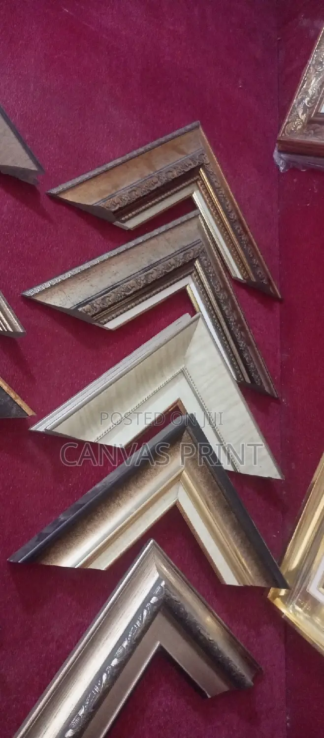 Drwaing Board ,Frame Samples and Miniature Easel