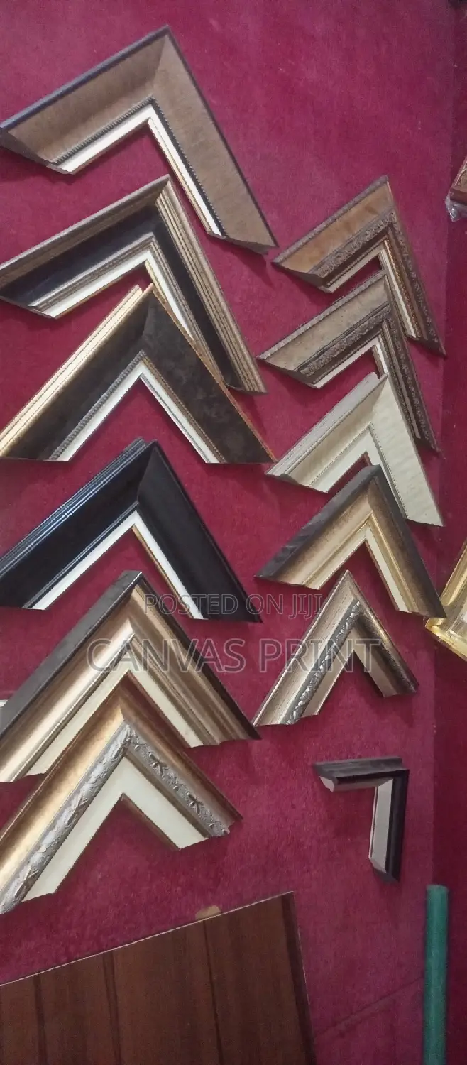 Drwaing Board ,Frame Samples and Miniature Easel