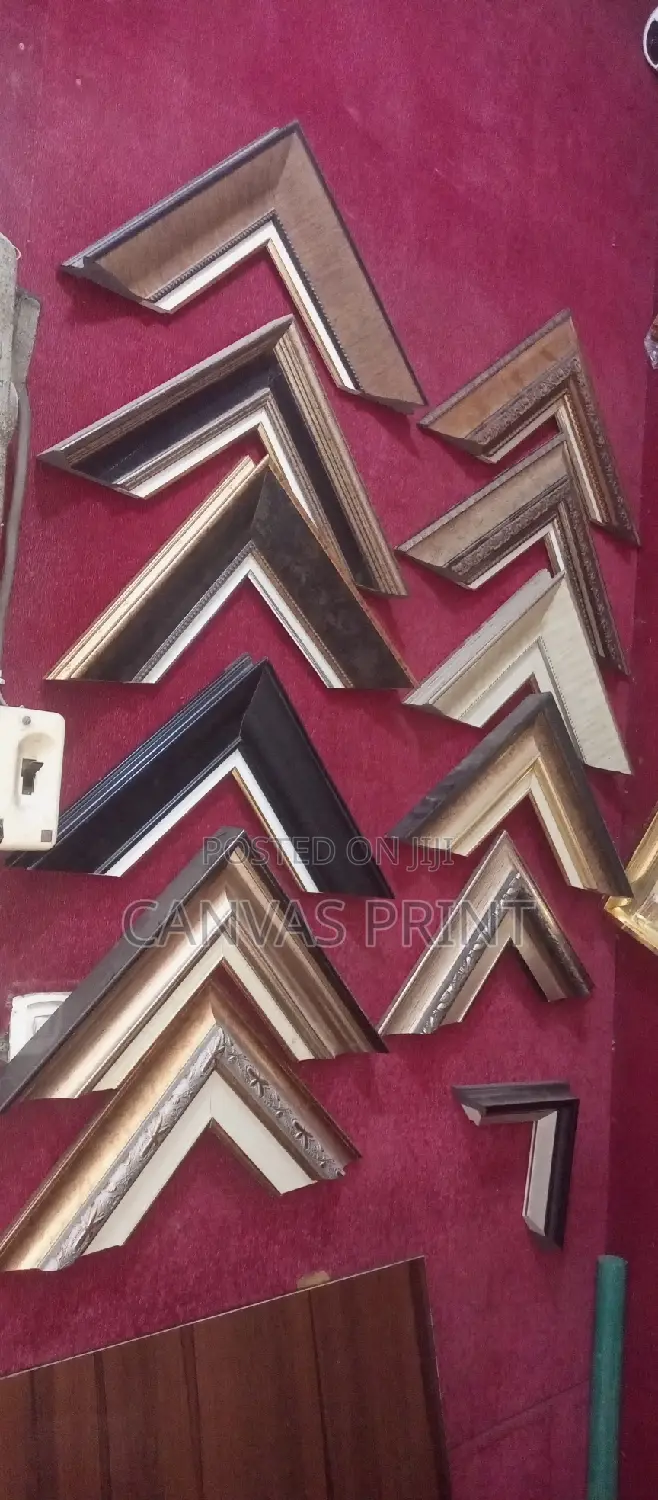 Drwaing Board ,Frame Samples and Miniature Easel