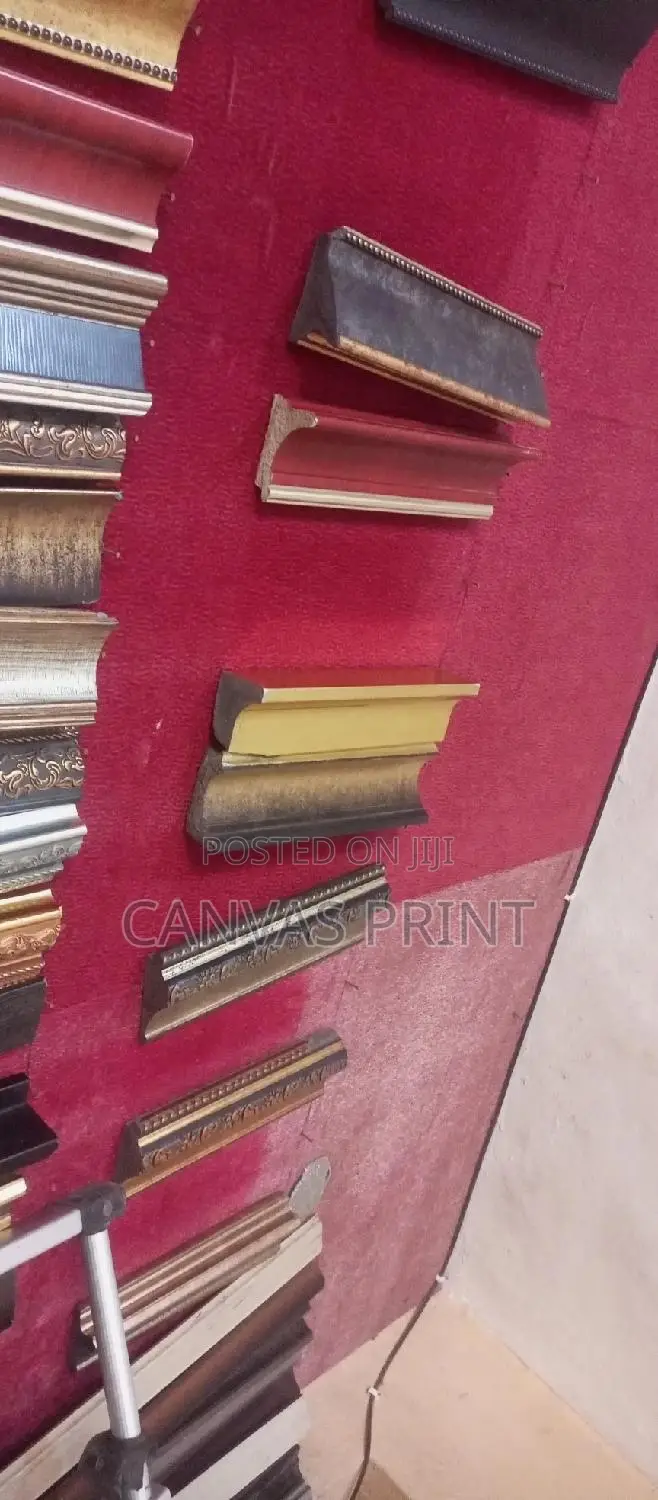 Drwaing Board ,Frame Samples and Miniature Easel