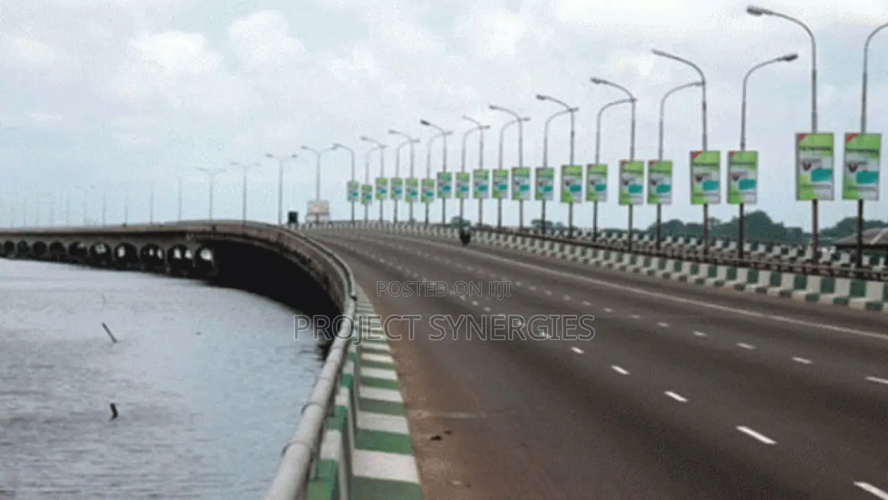 Road/Kerb Reflective Thermoplastic Markings
