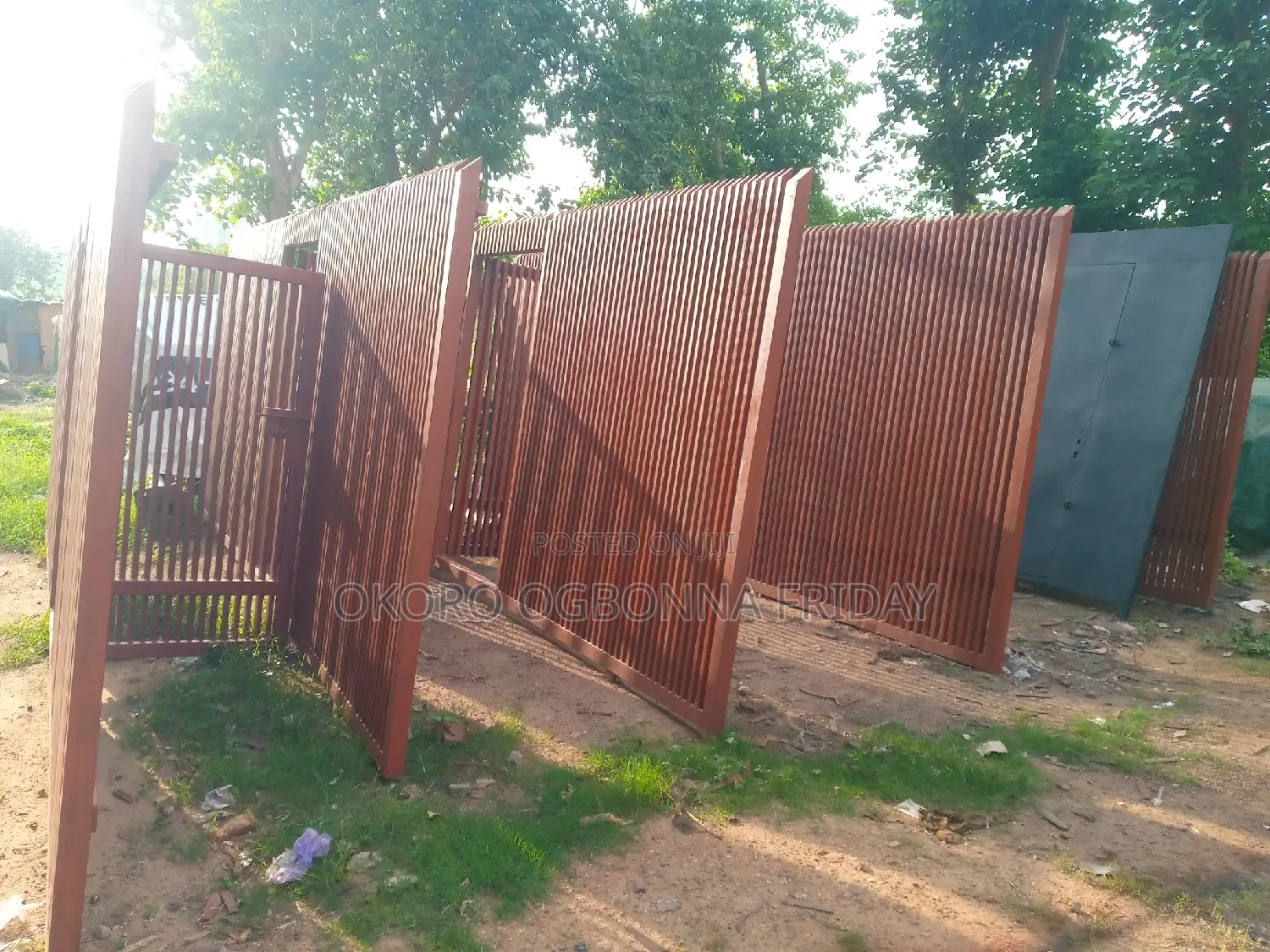 Built-Up Gate