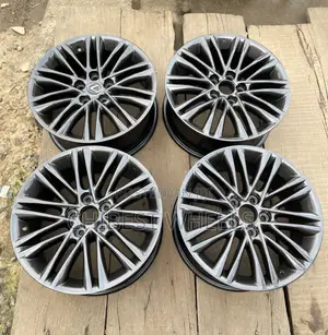 17 Rim for Lexus Vehicles Pencil Color