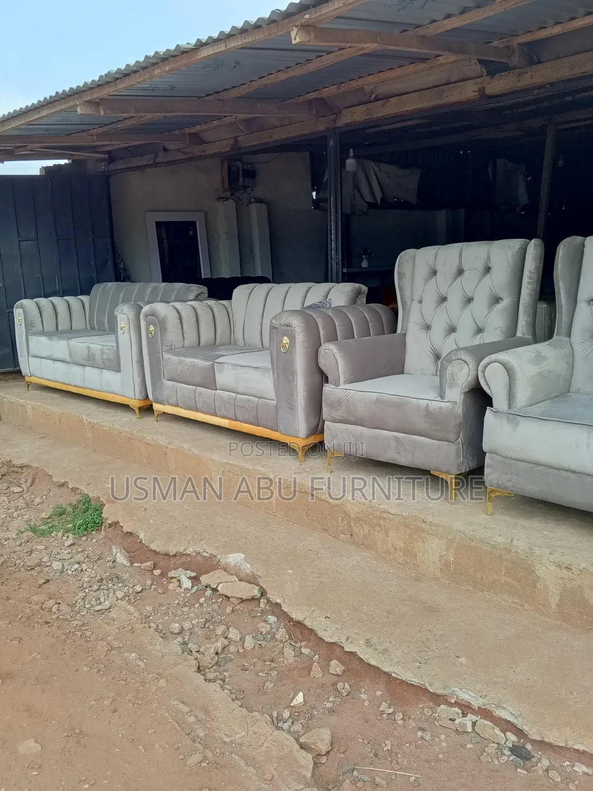 Line Sofa Set