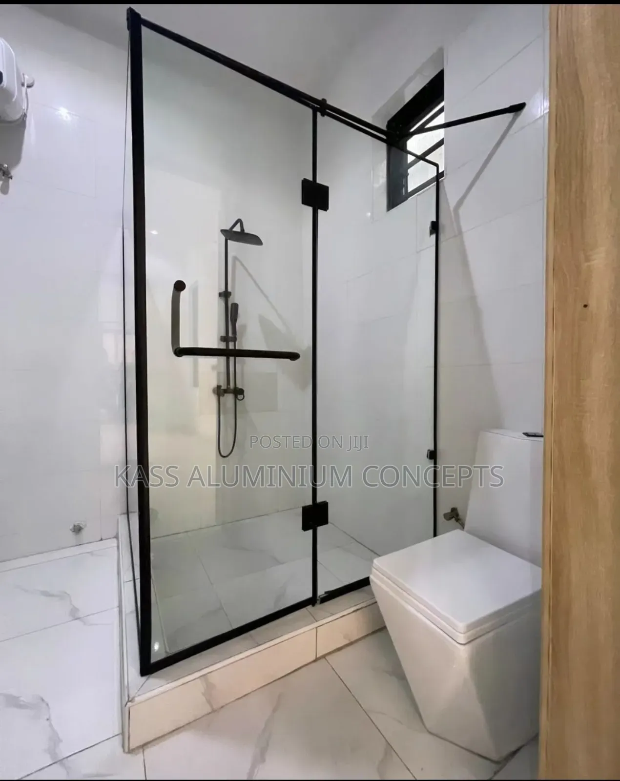 Cubicle Glass