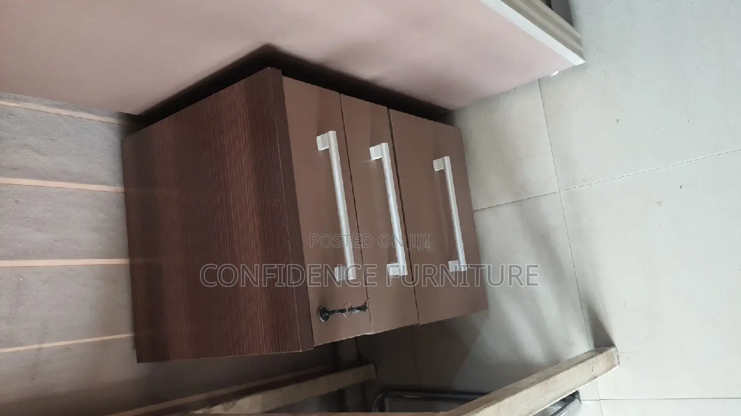 High Quality Side Drawer