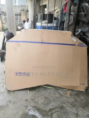 Bonnet LANDCRUSER 2018 Model