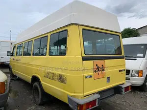Iveco Daily 2001 Yellow