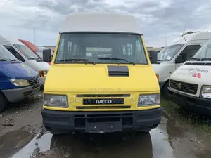 Iveco Daily 2001 Yellow
