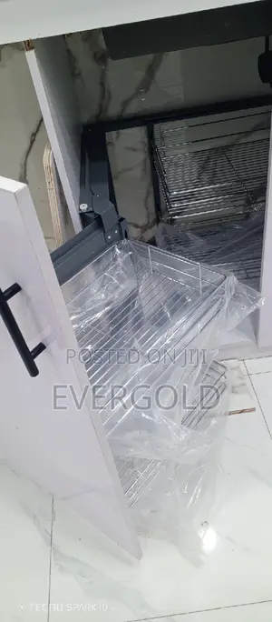 In Built Cabinet Magic Corner With Complete Accessories