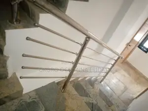 Shorted Handrail