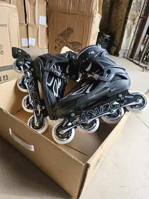 Adult Skate Shoe Cb89