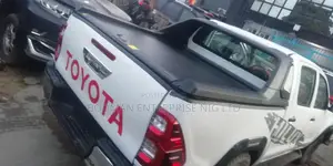 Rolling Boot Cover With Complete TRD Spoiler :"_-