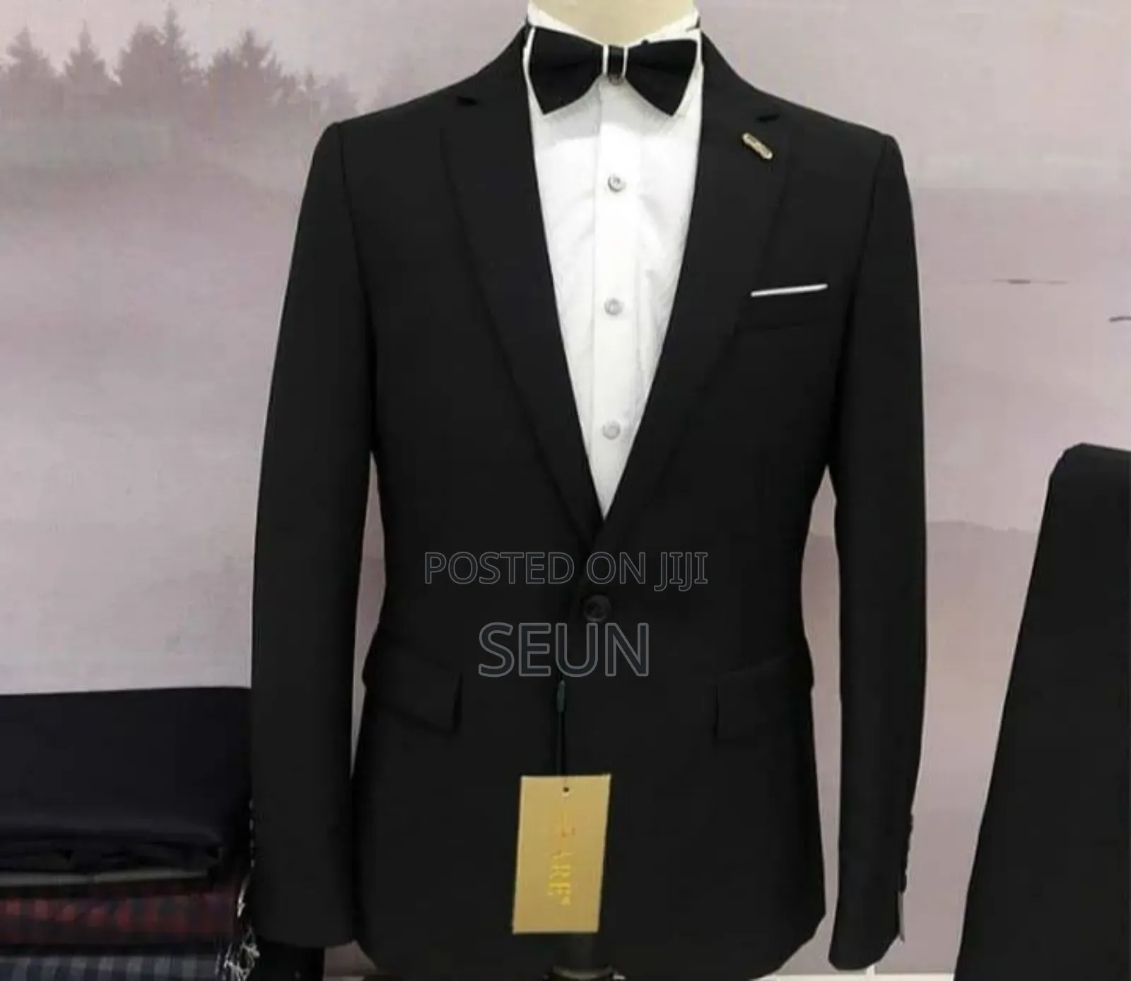Suit Rental With Accessories.