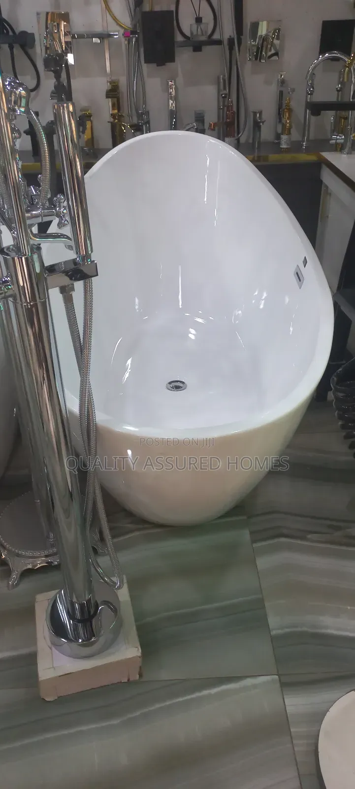 Executive 6ft Oval Bathhub