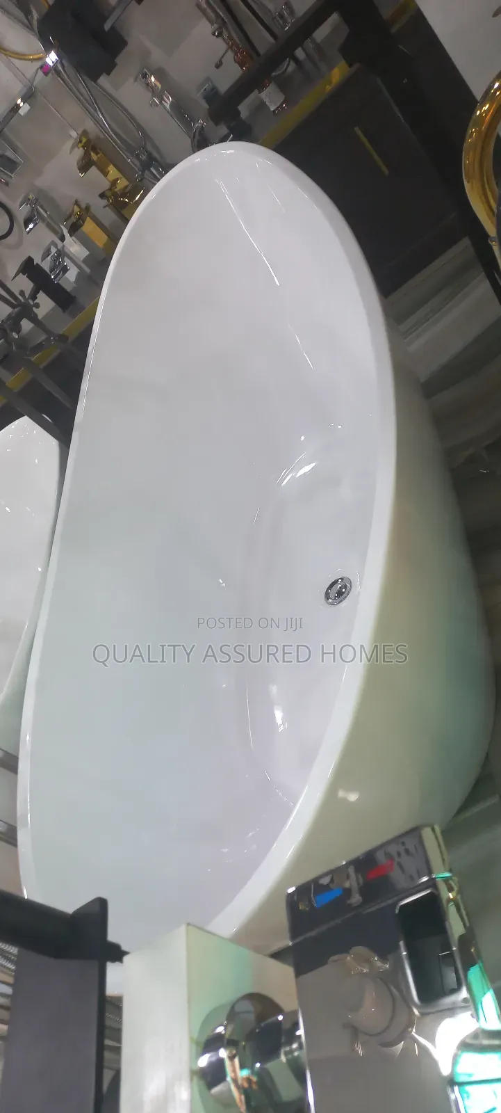 Executive 6ft Oval Bathhub
