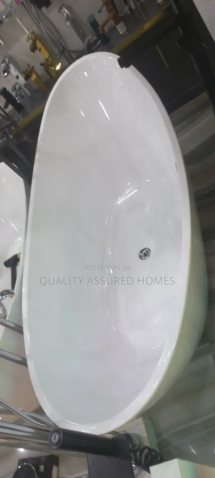 Executive 6ft Oval Bathhub