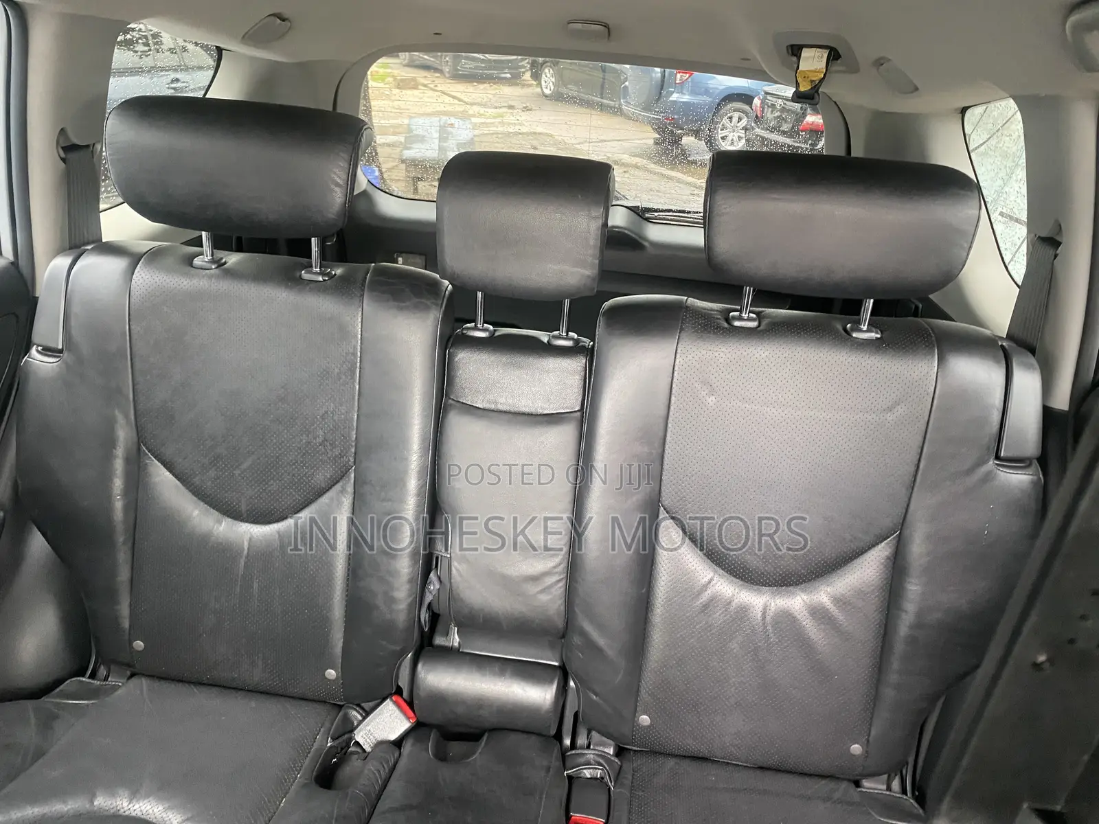 Toyota RAV4 2010 Silver