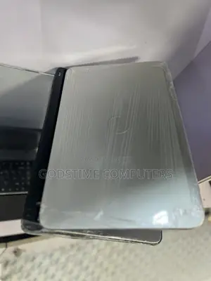 New Laptop Dell 16GB Intel Core I7 SSD 256GB