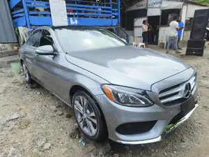 Mercedes-Benz C300 2016 Gray