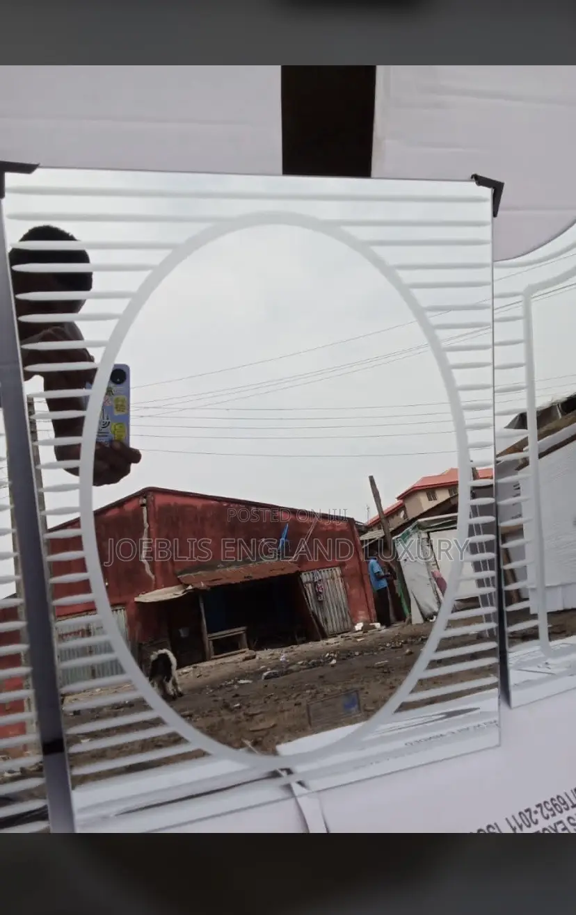 Plain Mirror Square
