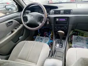Toyota Camry Automatic 1999 Gray