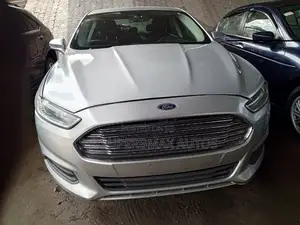 Ford Fusion Titanium 2013 Silver